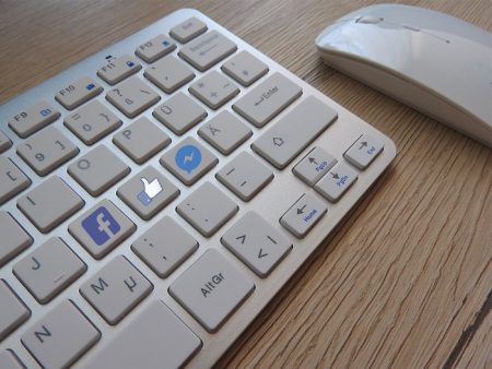 Come incorporare un video di Facebook sul mio sito internet? item-thumbnail