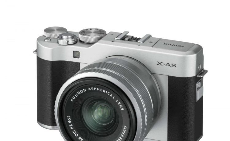 X-A5_Silver_FrontOblique+XC15-45mm-r41