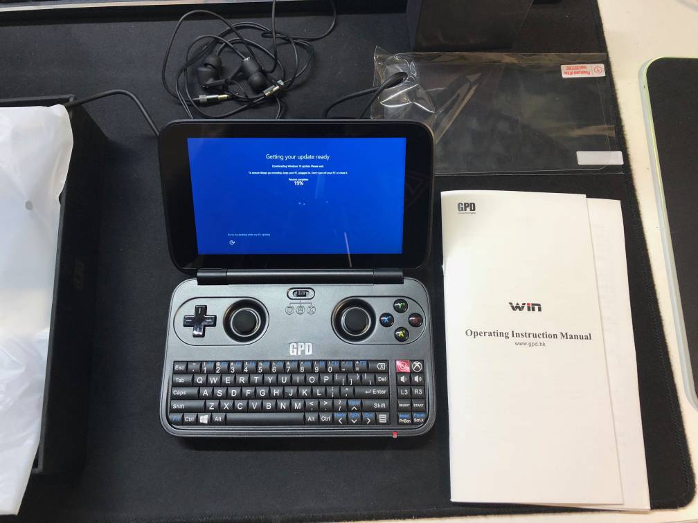 GPD WIN PC Game Recensione mini computer console portatile con monitor ...